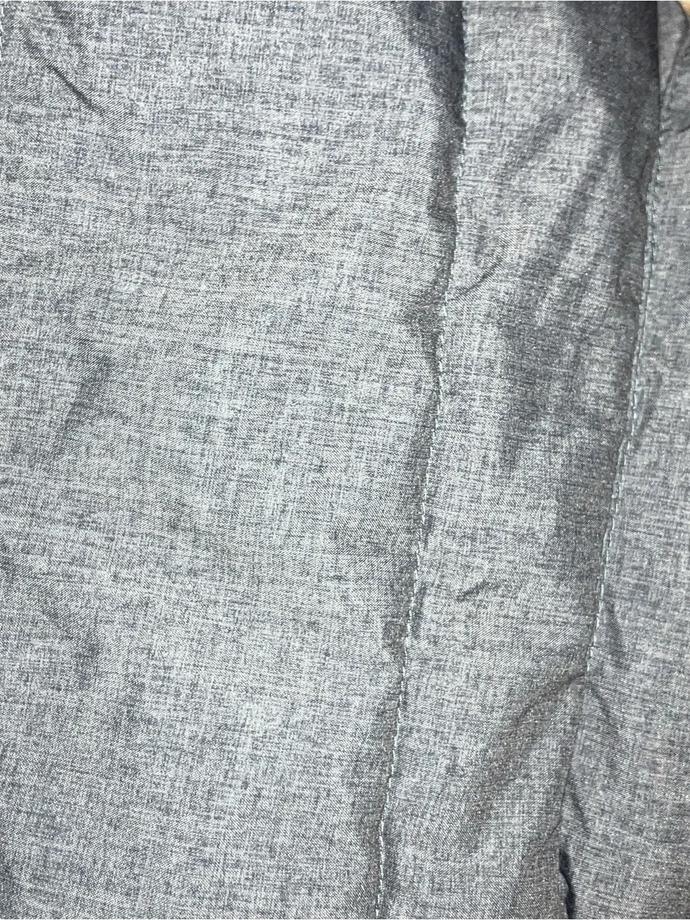 Nautica nwot Puffer jacket , men’s size large , gray